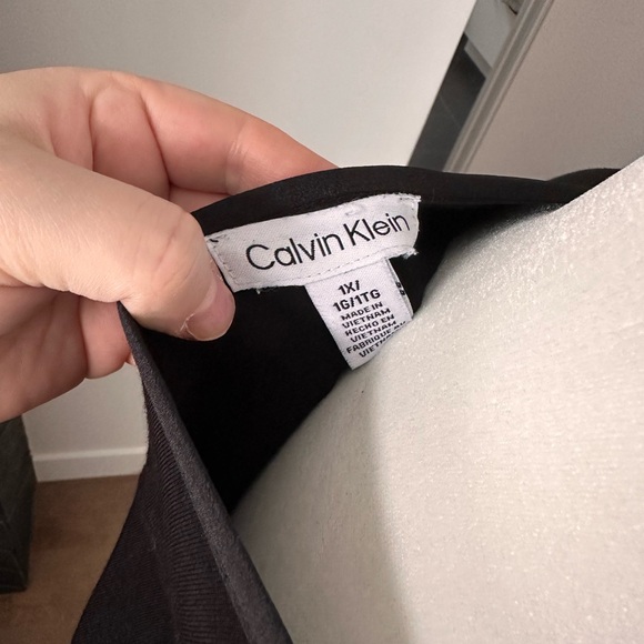 CALVIN KLEIN t-shirt un black - Picture 4 of 6